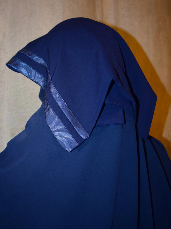 Lady in Blue: Borderline